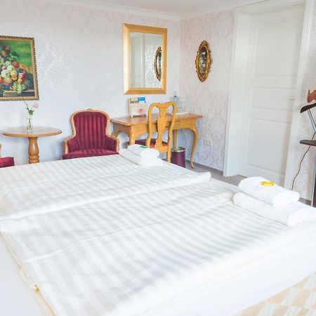 Romantisches Hotel Zur Traube Schwerin ชเวียรีน ห้อง รูปภาพ